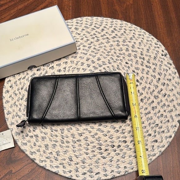 Liz Claiborne black zip around wallet with box ￼ - Picture 7 of 7